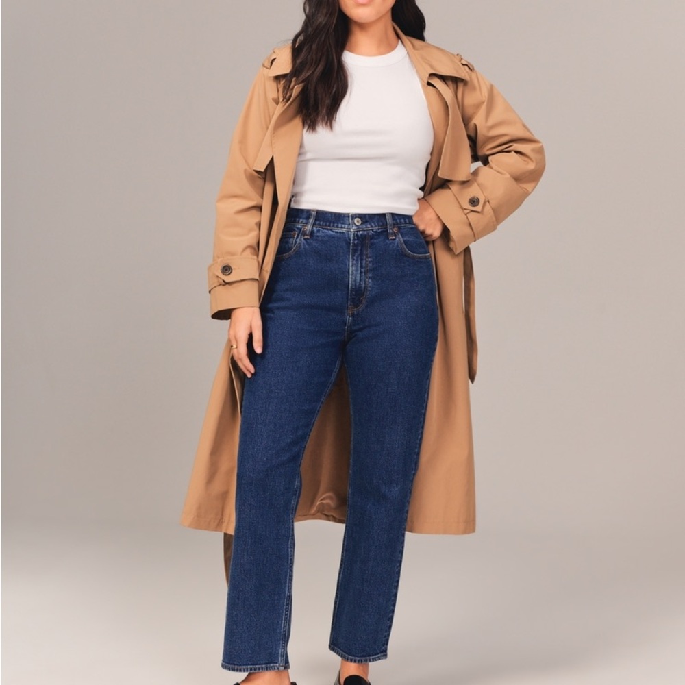 ABERCROMBIE & FITCH Curve Love Ultra High Rise Ankle Straight Jean Size 6 28